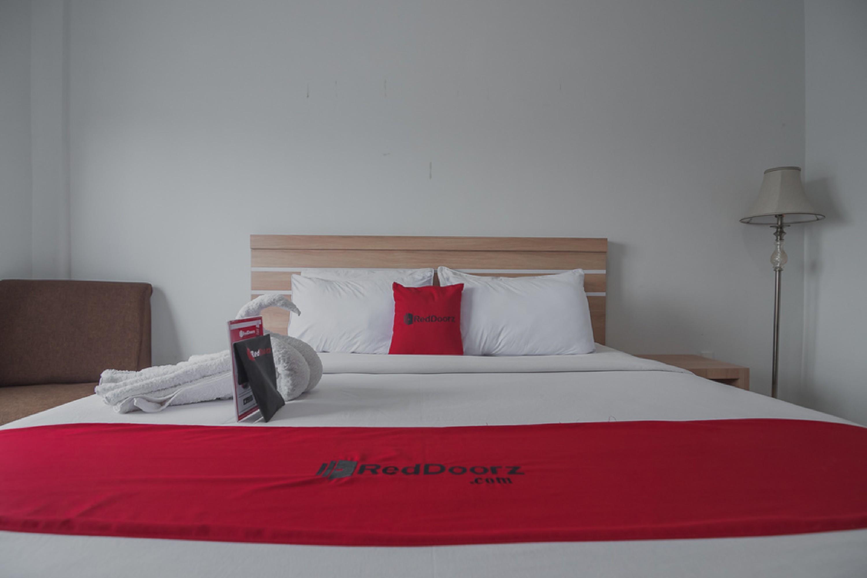 Reddoorz Near Hermes Place Polonia Μεντάν Εξωτερικό φωτογραφία