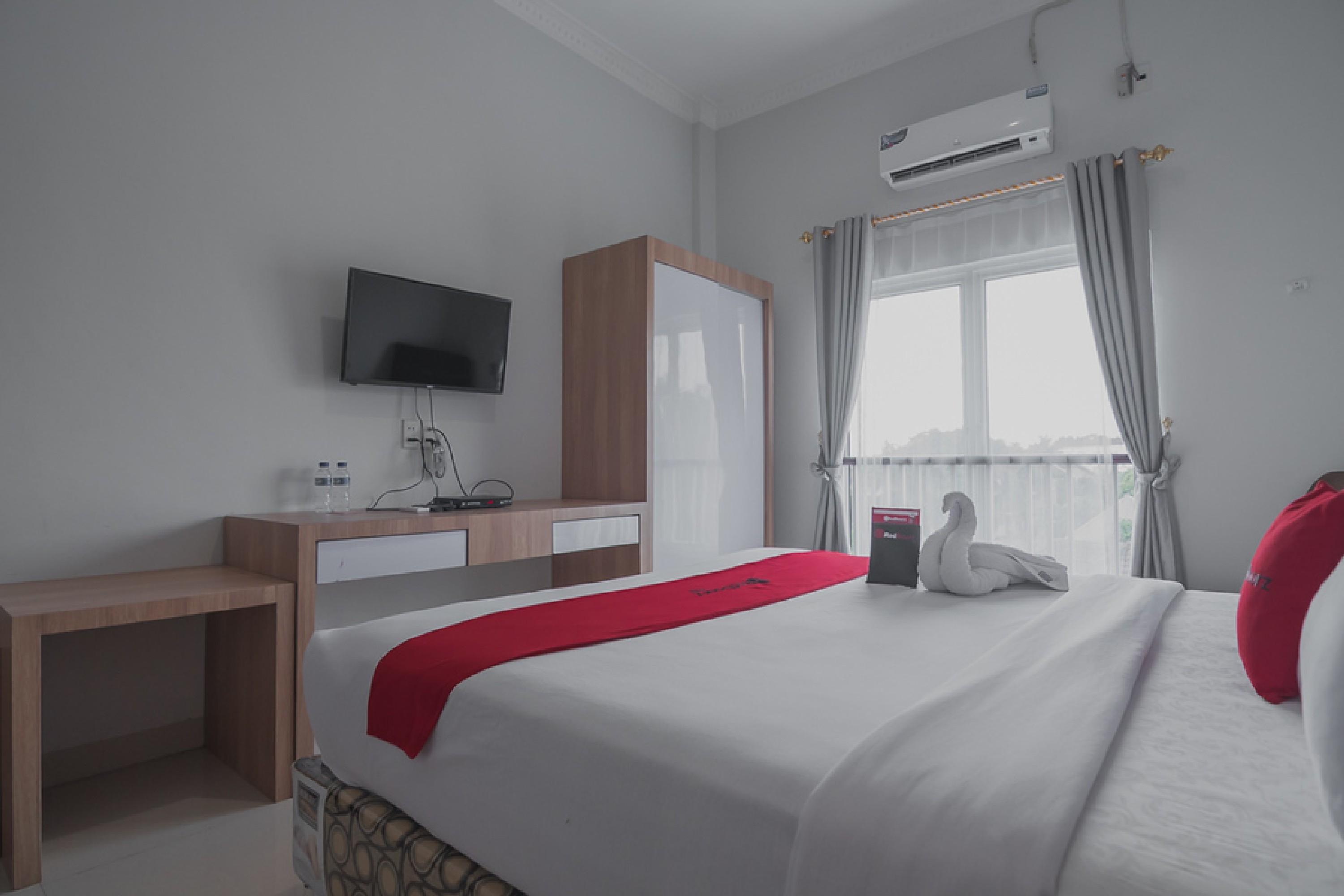 Reddoorz Near Hermes Place Polonia Μεντάν Εξωτερικό φωτογραφία