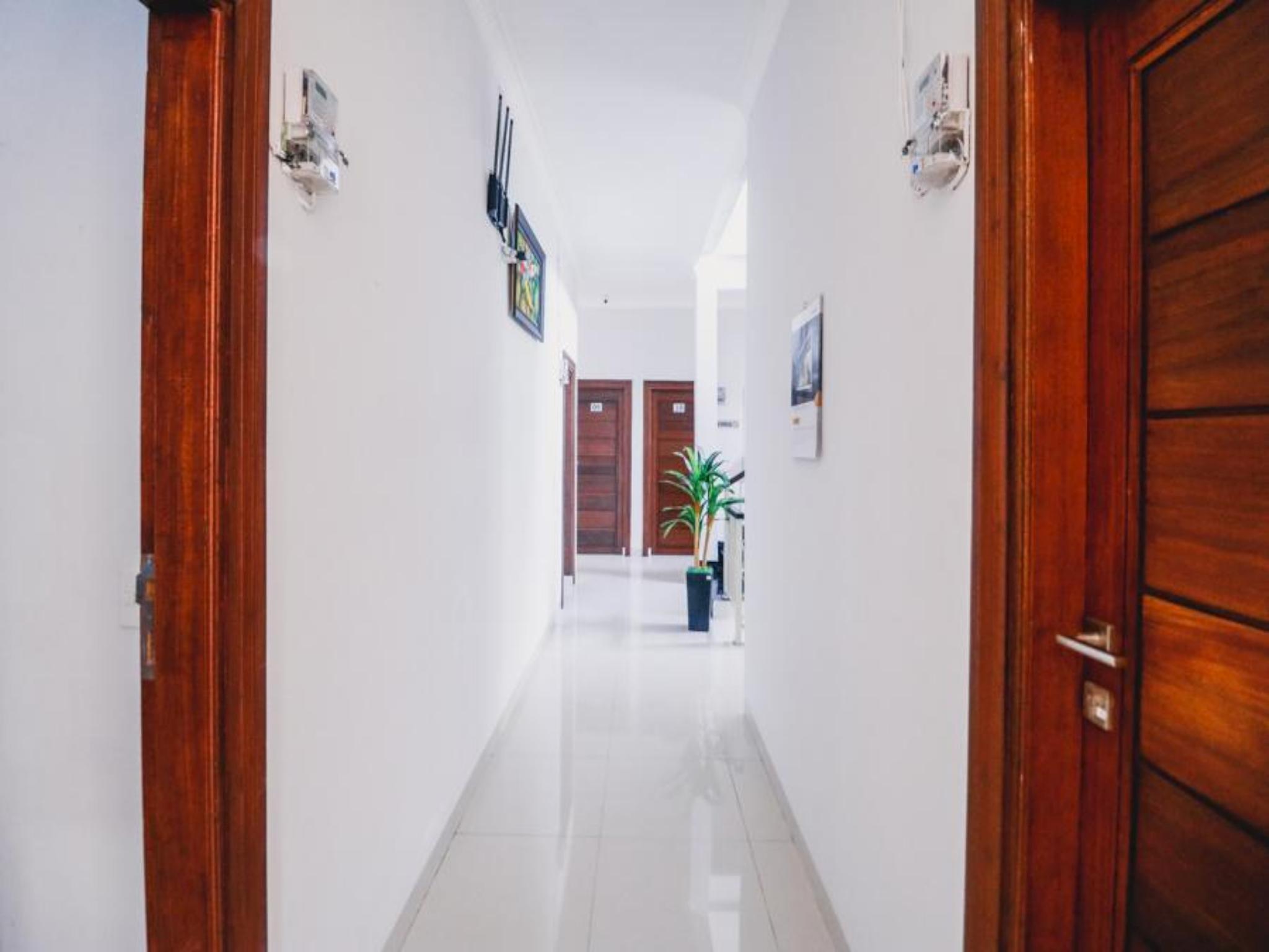 Reddoorz Near Hermes Place Polonia Μεντάν Εξωτερικό φωτογραφία